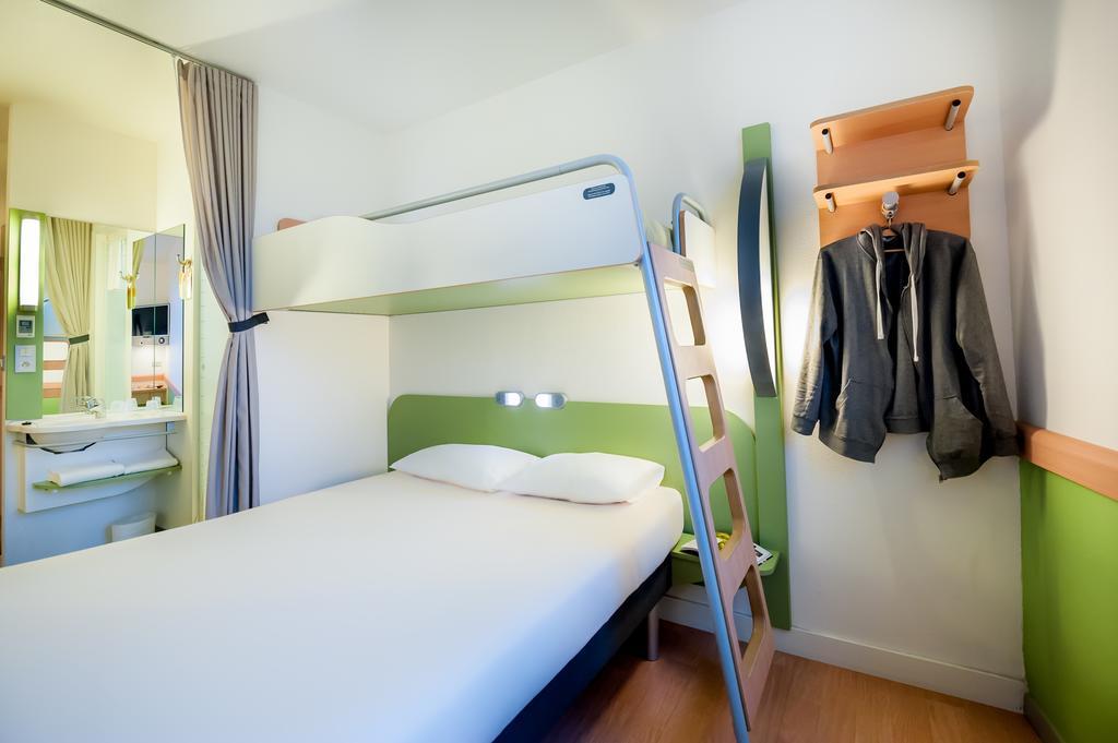 Ibis Budget Bayeux Hotel Nonant Екстериор снимка