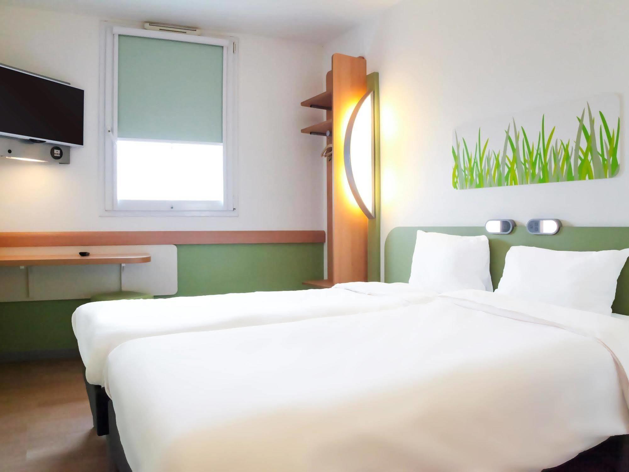 Ibis Budget Bayeux Hotel Nonant Екстериор снимка