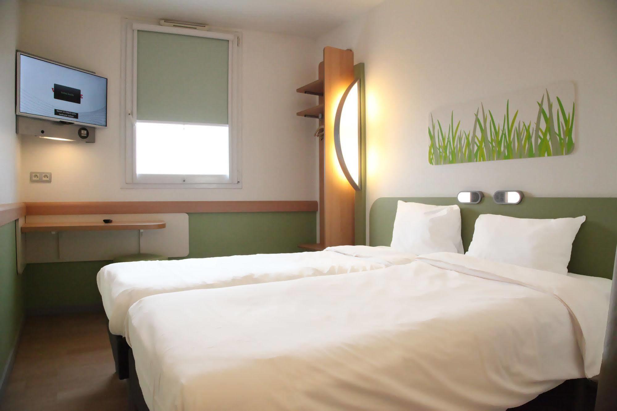 Ibis Budget Bayeux Hotel Nonant Екстериор снимка